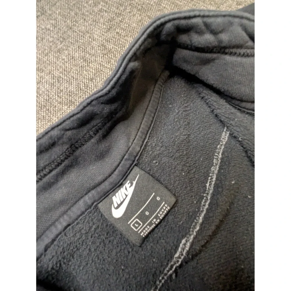 Nike Graphic Logo Crew Neck Pullover Sweatshirt Men's Large Black Swoosh Jacket